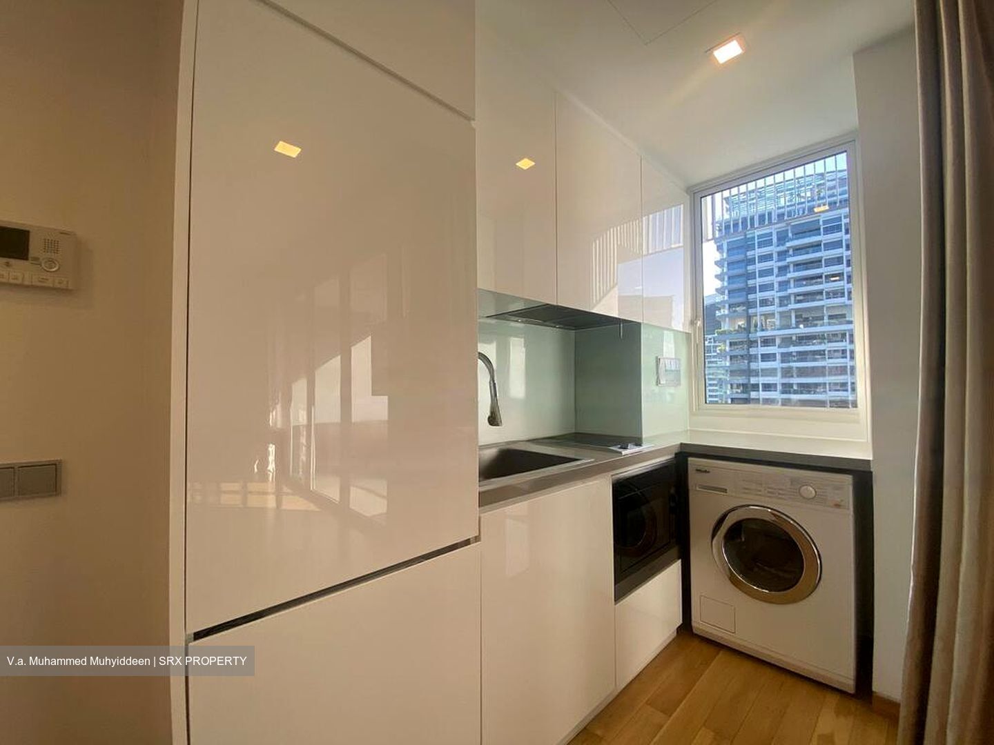 The Peak @ Cairnhill II (D9), Apartment #461428281